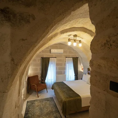 Отель Sun Point Cave House *