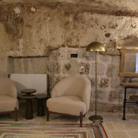 Hotel Sun Point Cave House