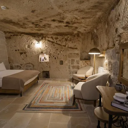 Hotel Sun Point Cave House