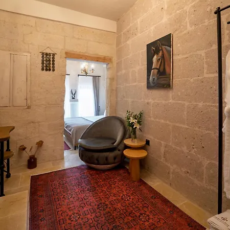 Sun Point Cave House Отель Невшехир